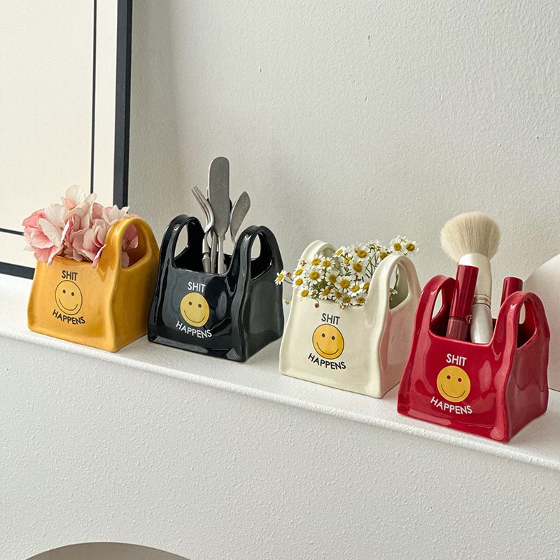White Ceramic Mini Tote Bag Pen Holder - Creative Desktop Storage Organizer for Makeup Brushes, Remote Controls and Stationery, Cute Smiley Decorative Container